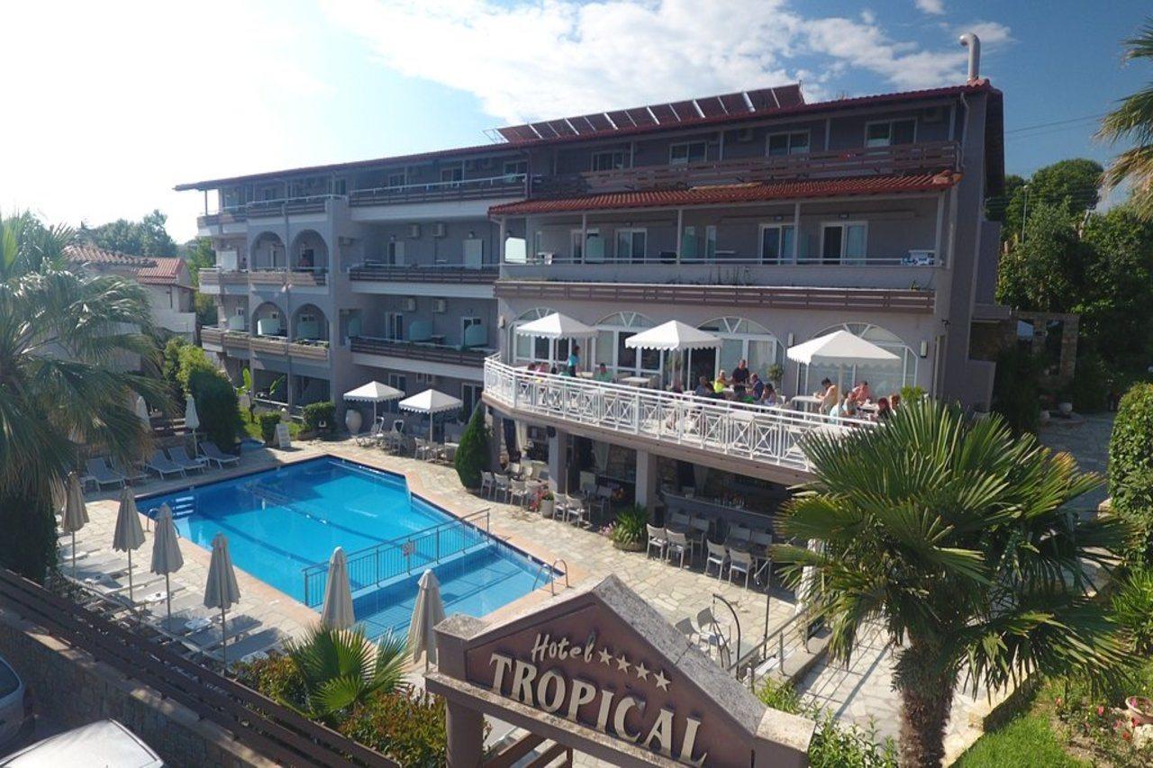 Ξενοδοχείο με διαμερίσματα Tropical 4*