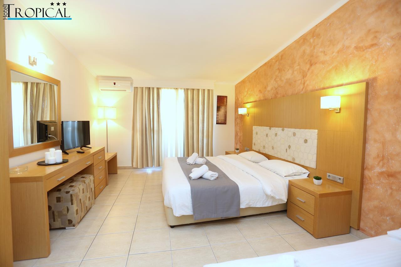Ξενοδοχείο με διαμερίσματα Tropical 4*